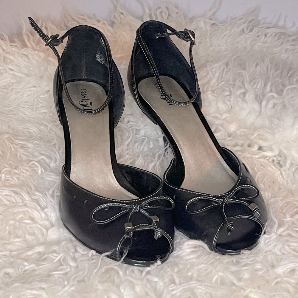 Black heels with ankle strap